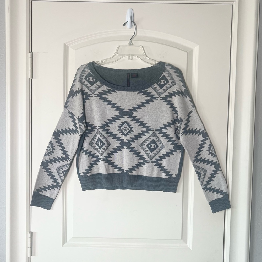 Heart and Crush Western Southwestern Cropped Sweater Gray Small